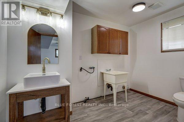 224 Conway Drive N, London South, Ontario  N6E 3J5 - Photo 47 - X13079564