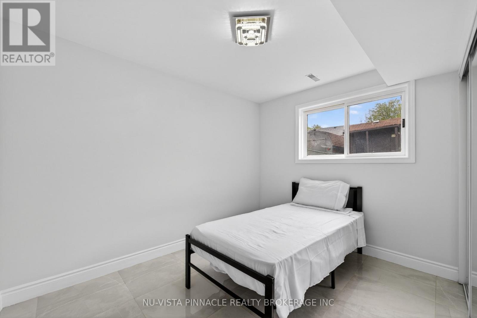 15 Tumbleweed Crescent, London South, Ontario  N6E 2N5 - Photo 34 - X13079622