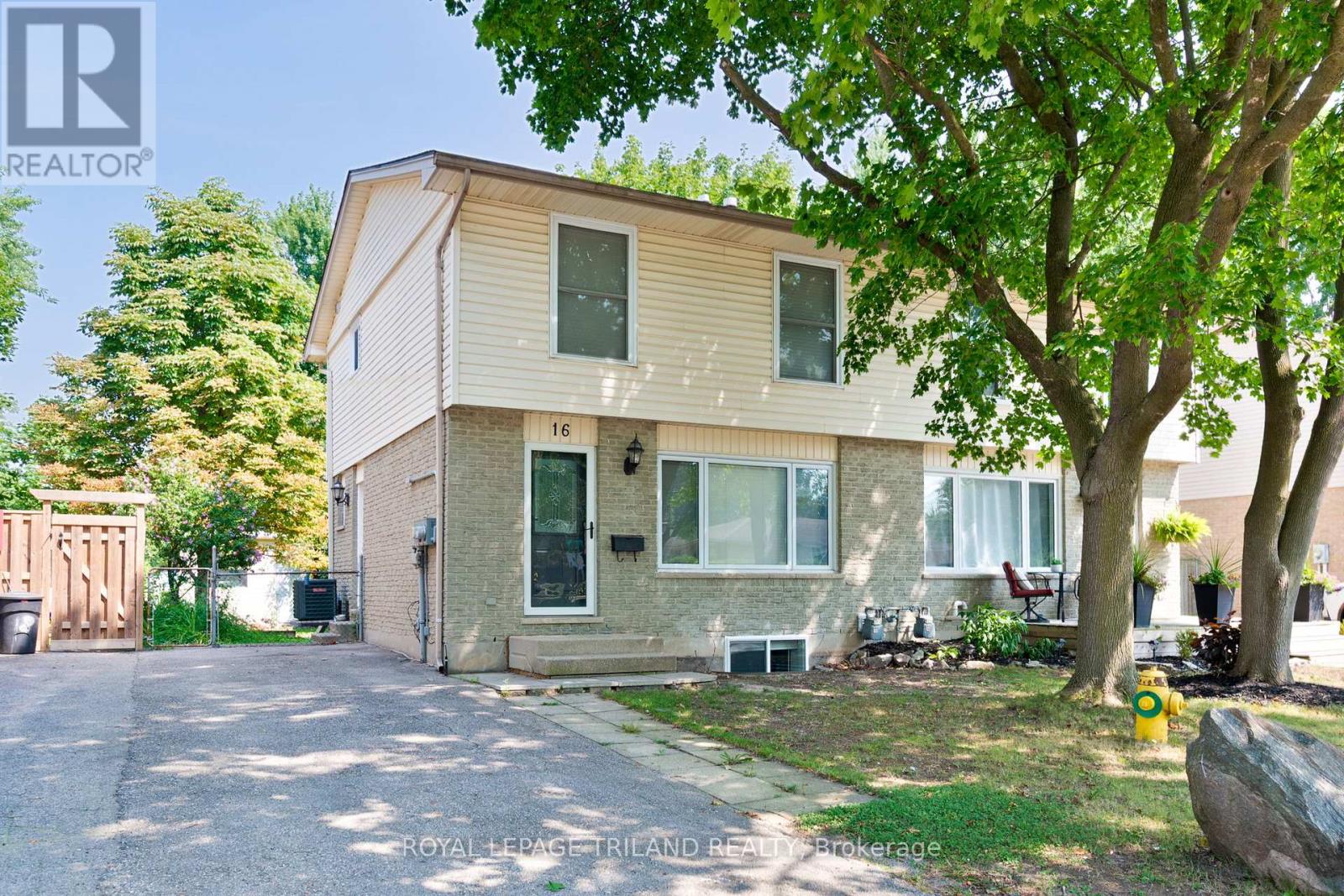LOWER - 16 INVERARY ROAD, London North, Ontario