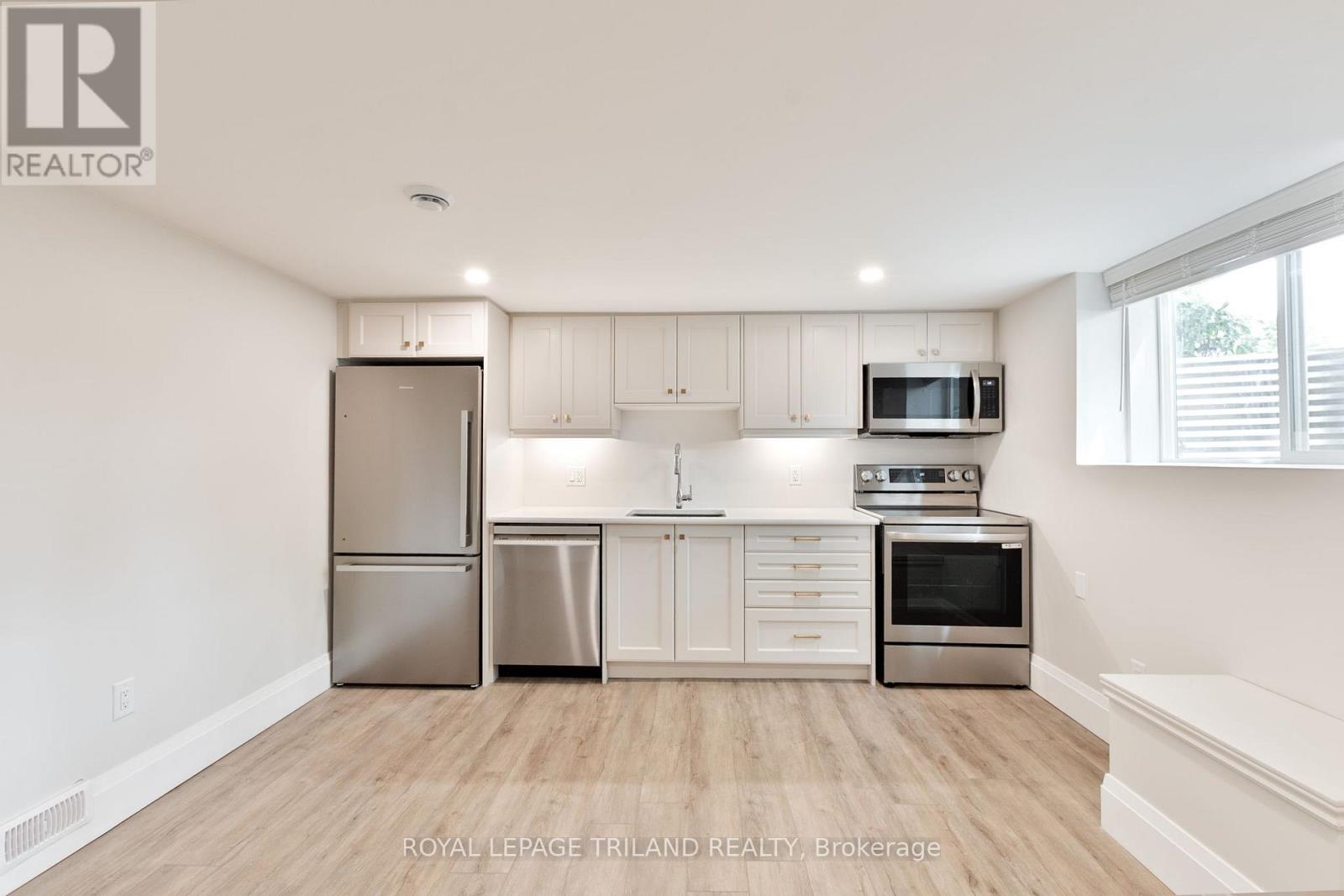 Lower - 16 Inverary Road, London North, Ontario  N6G 3L6 - Photo 5 - X13079662