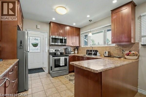 11 Carwyn Crescent, Hamilton, Ontario  L8S 3H3 - Photo 8 - 40819712