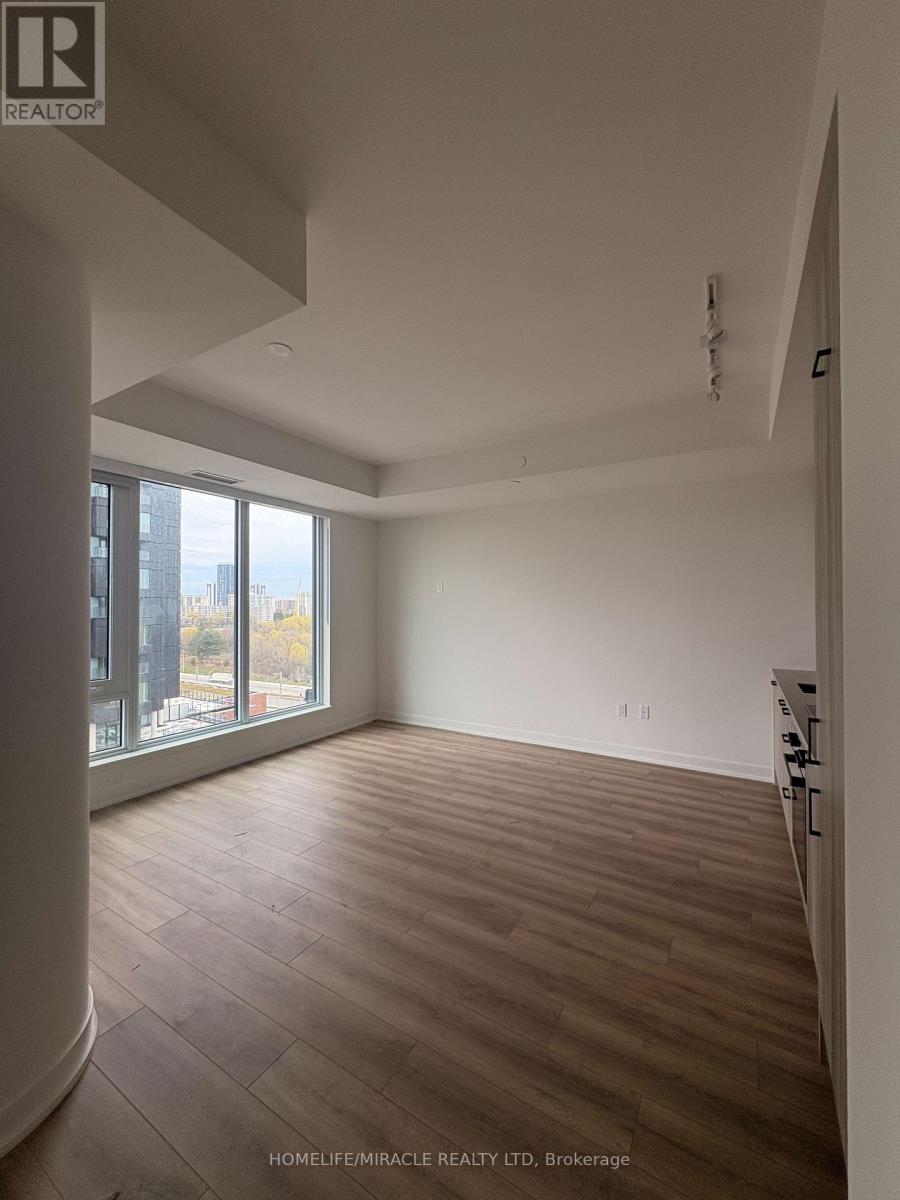 810 - 1 Quarrington Lane, Toronto, Ontario  M3C 0S4 - Photo 2 - C13079512