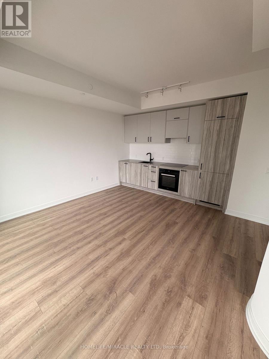810 - 1 Quarrington Lane, Toronto, Ontario  M3C 0S4 - Photo 3 - C13079512