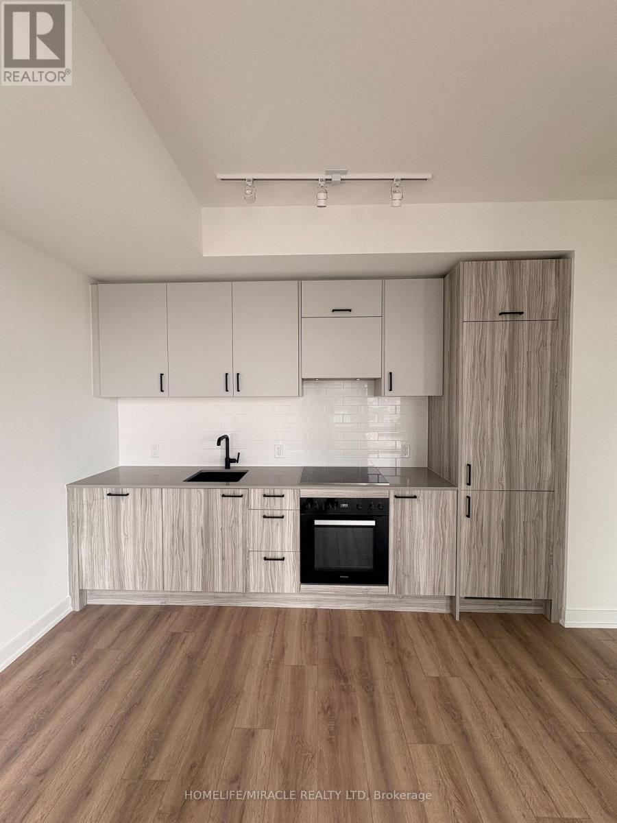 810 - 1 Quarrington Lane, Toronto, Ontario  M3C 0S4 - Photo 4 - C13079512