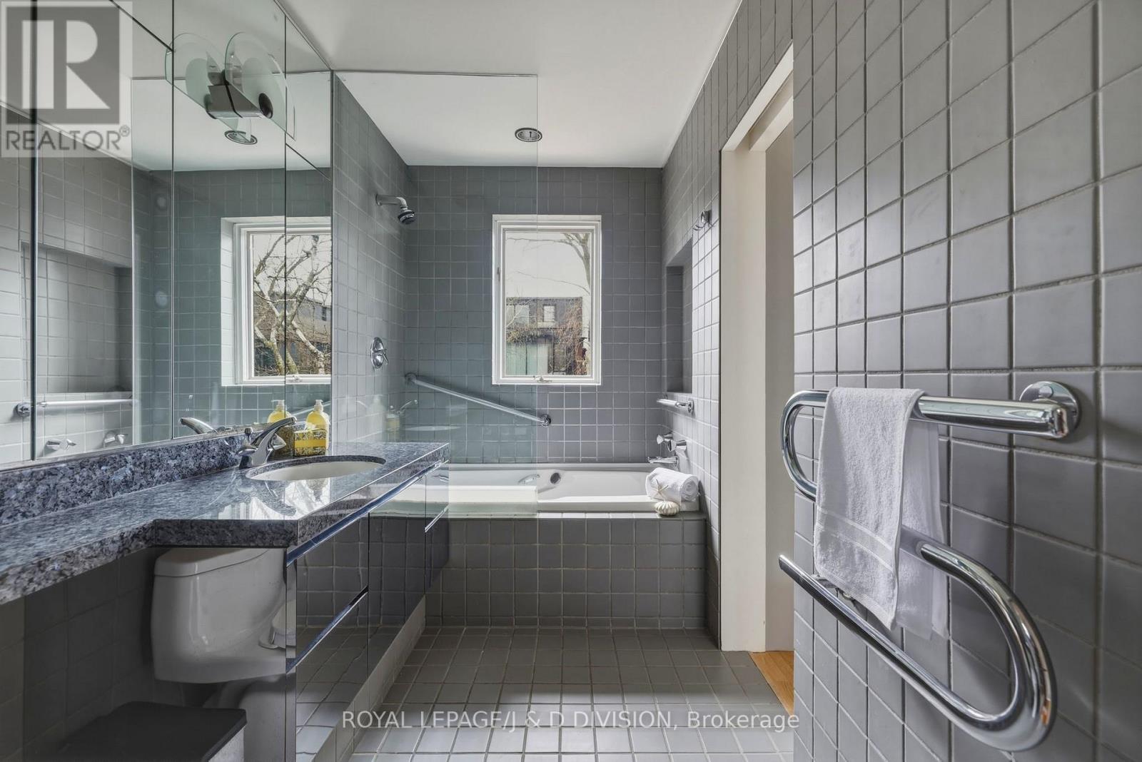 18 Tranby Avenue, Toronto, Ontario  M5R 1N5 - Photo 15 - C13079518