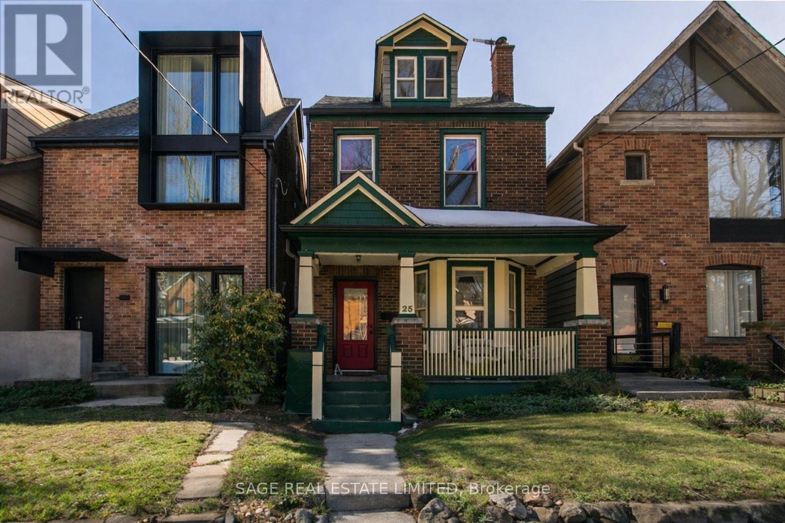 25 HELENA AVENUE, Toronto, Ontario
