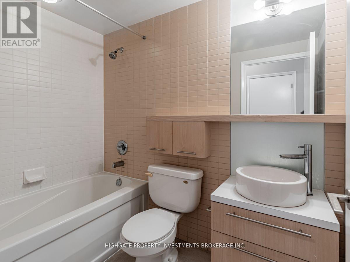 1907 - 21 Carlton Street, Toronto, Ontario  M5B 1L2 - Photo 19 - C13079614