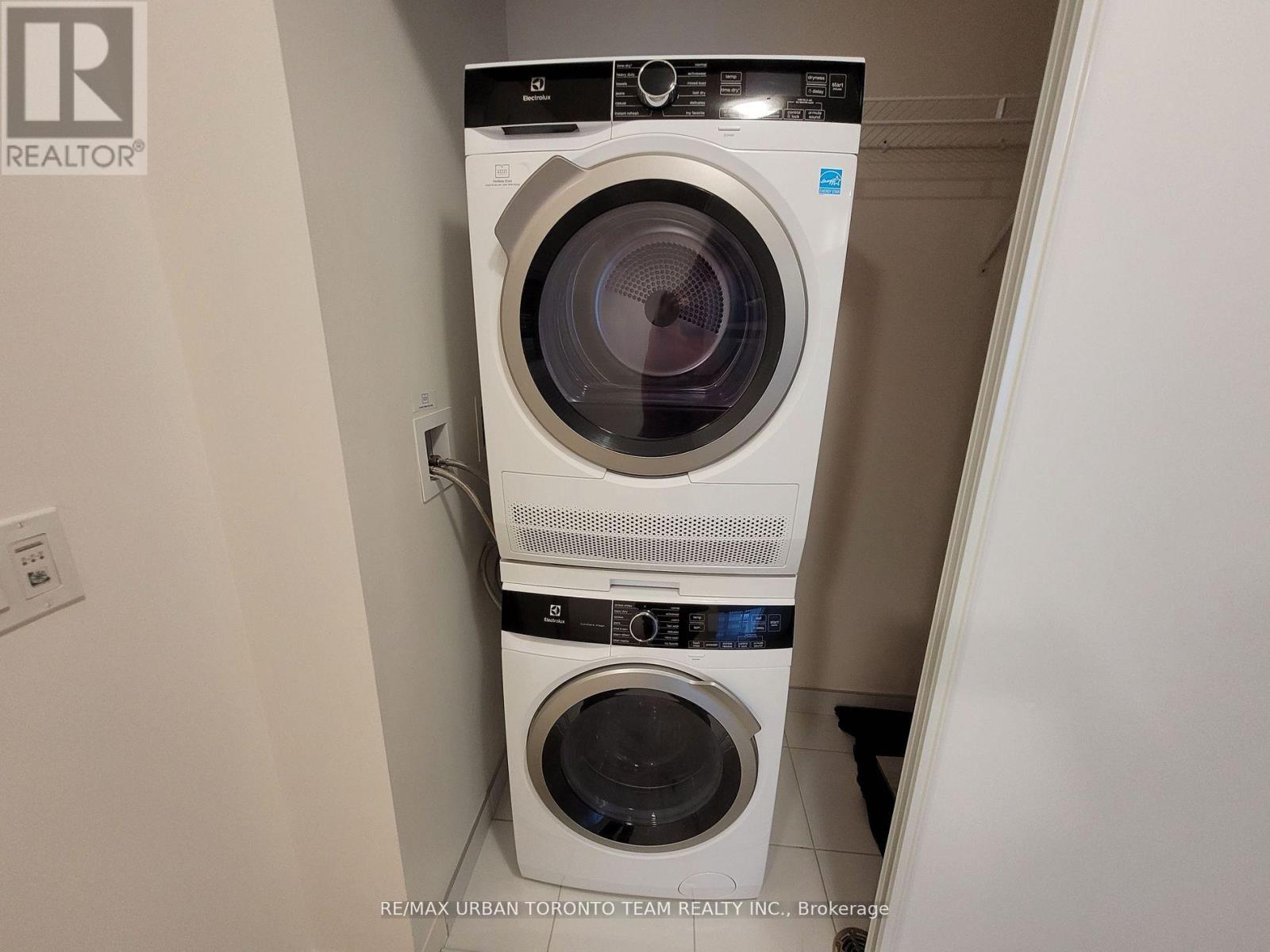 1001 - 138 Downes Street, Toronto, Ontario  M5E 0E4 - Photo 13 - C13079660