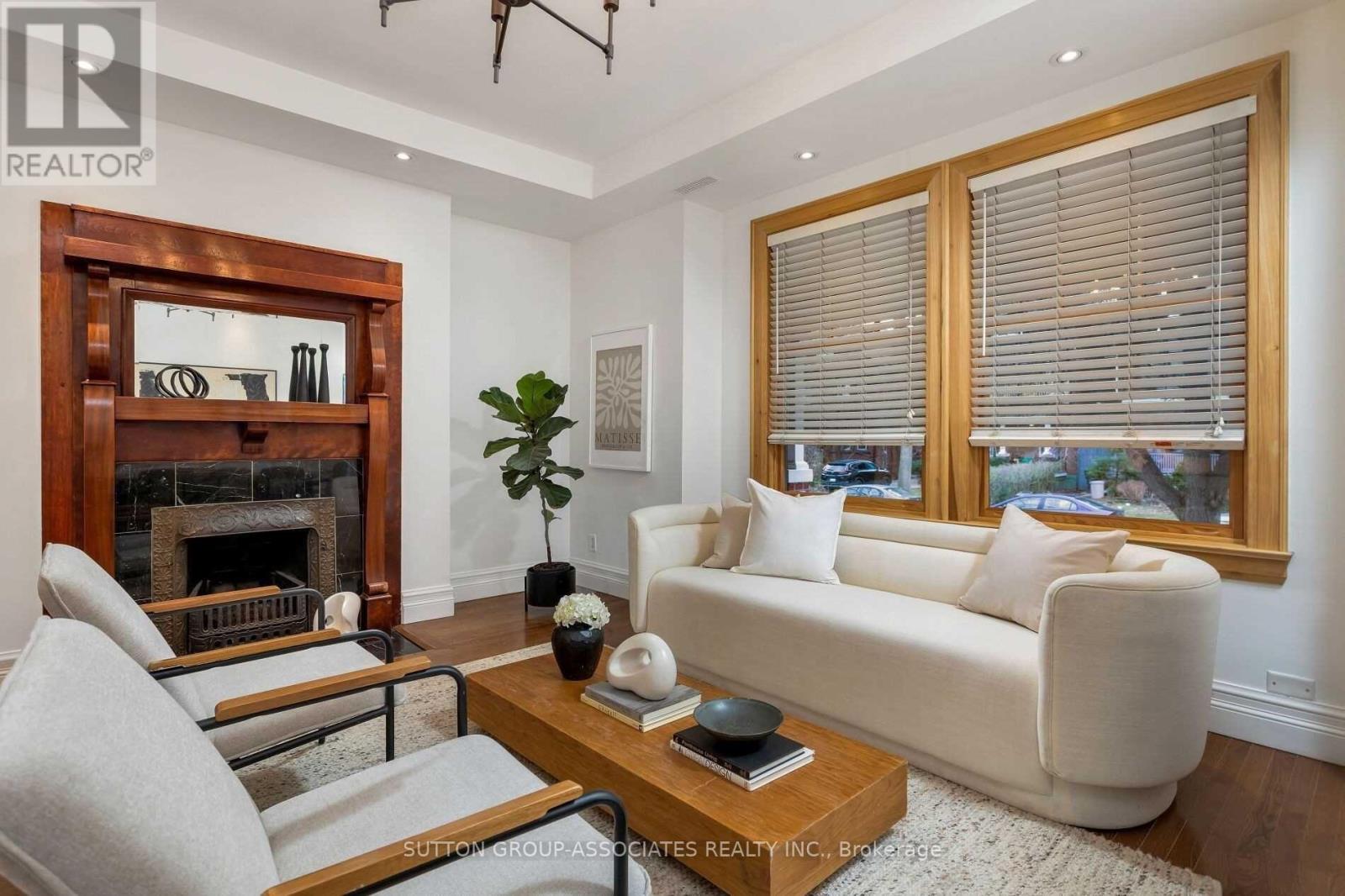 Main - 479 Brunswick Avenue, Toronto, Ontario  M5R 2Z6 - Photo 4 - C13079674