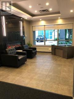 UPH04 - 19 AVONDALE AVENUE W, Toronto, Ontario