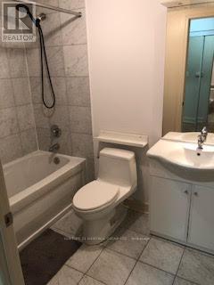 Uph04 - 19 Avondale Avenue W, Toronto, Ontario  M2N 2T6 - Photo 9 - C13079718