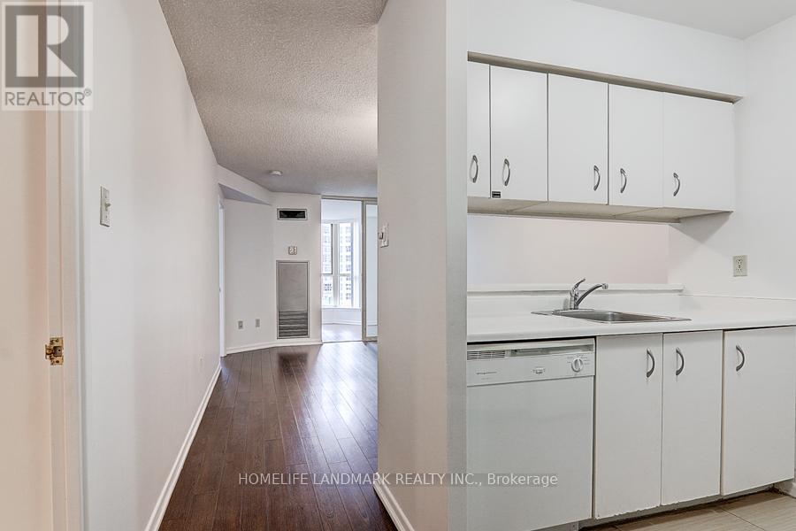 610 - 44 St Joseph Street, Toronto, Ontario  M4Y 2W4 - Photo 5 - C13079796