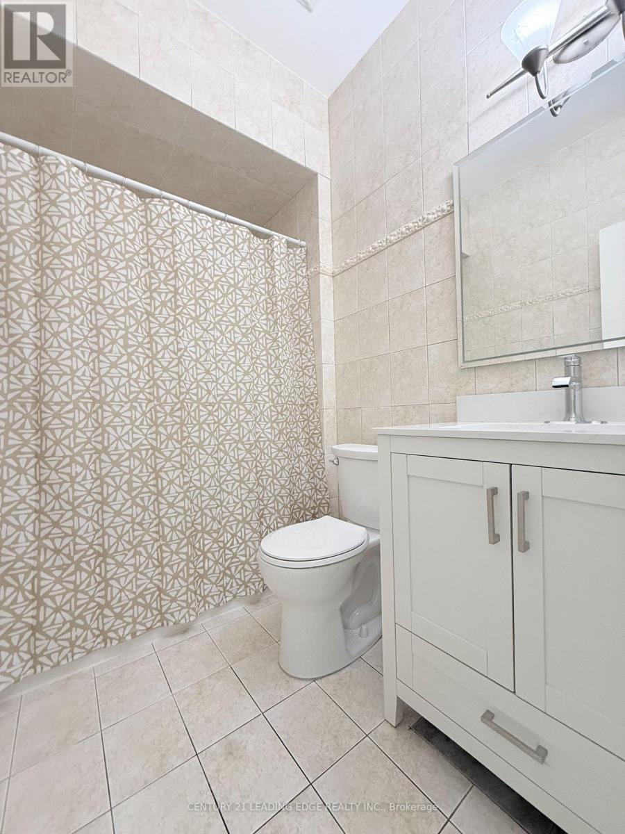 17 Leafield Drive, Toronto, Ontario  M1W 2R2 - Photo 11 - E13079560