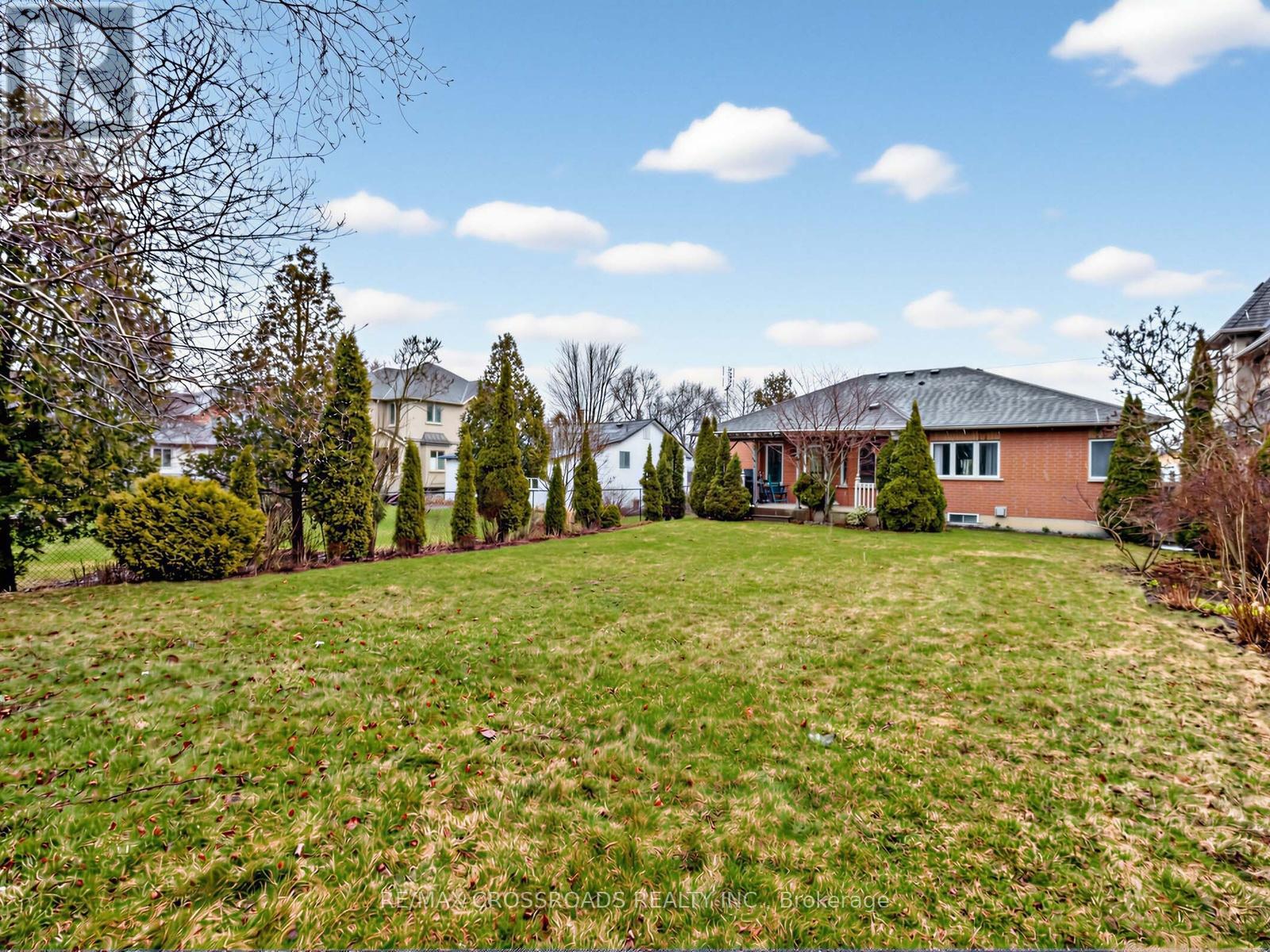 484 Poplar Avenue, Ajax, Ontario  L1S 1E8 - Photo 34 - E13079630