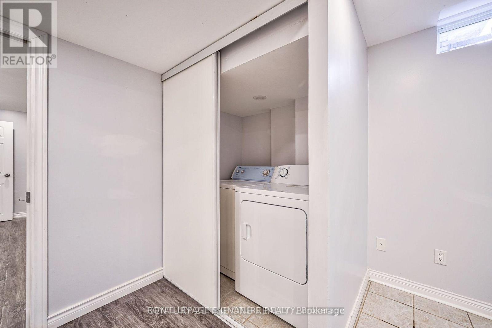 76 Highhill Drive, Toronto, Ontario  M1T 1N7 - Photo 4 - E13066122