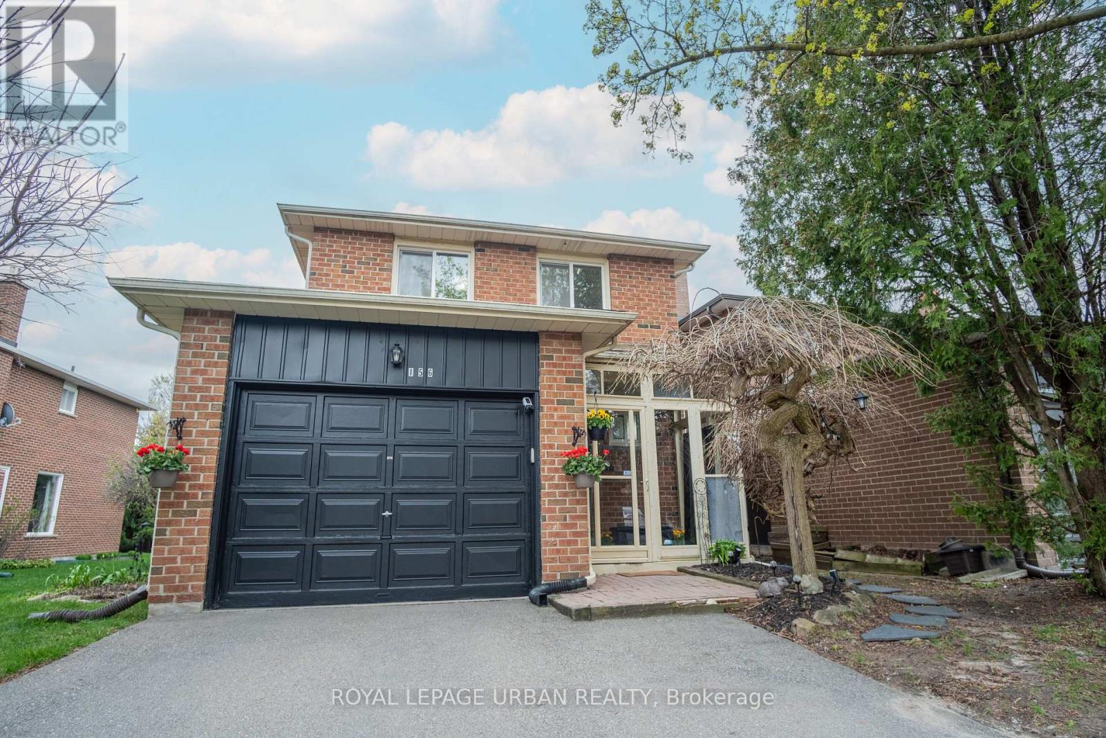 156 STEPHENSON CRESCENT, Richmond Hill, Ontario