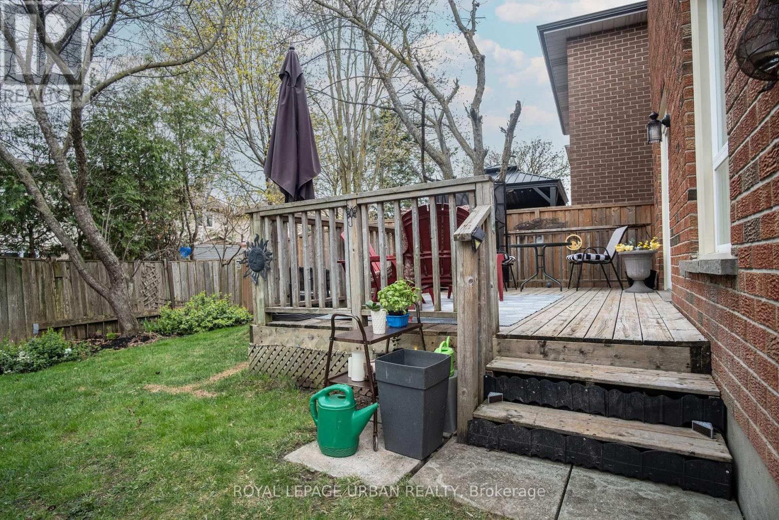 156 Stephenson Crescent, Richmond Hill, Ontario  L4C 5W1 - Photo 43 - N13079542