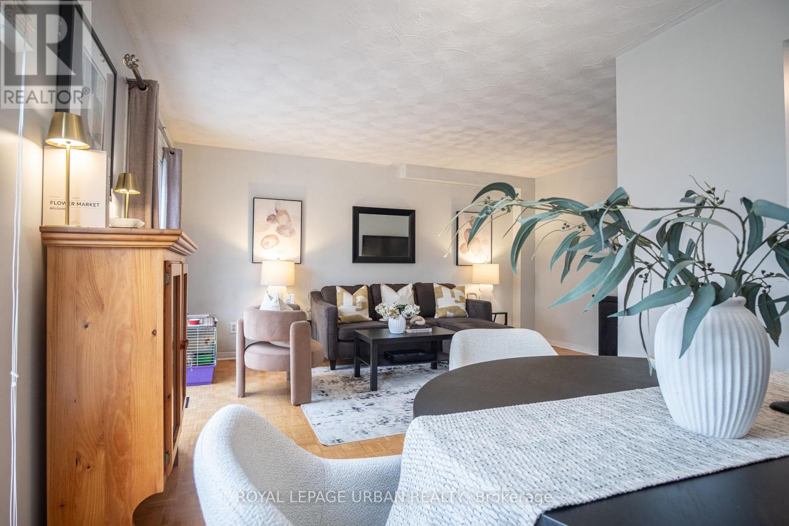 156 Stephenson Crescent, Richmond Hill, Ontario  L4C 5W1 - Photo 8 - N13079542
