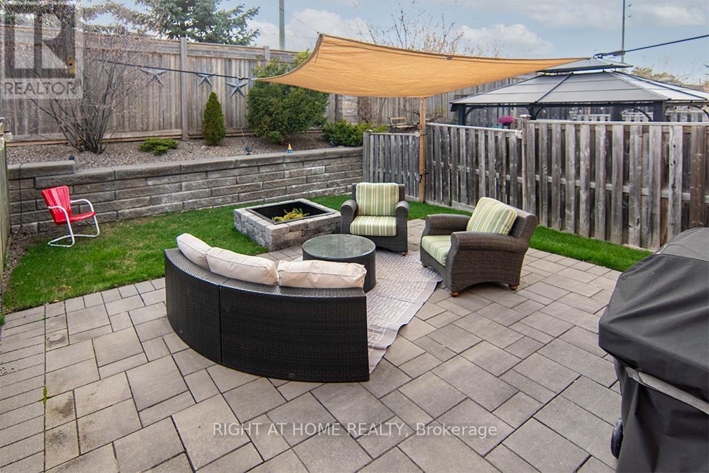 32 Crestbank Court, Vaughan, Ontario  L6A 0B2 - Photo 39 - N13079562