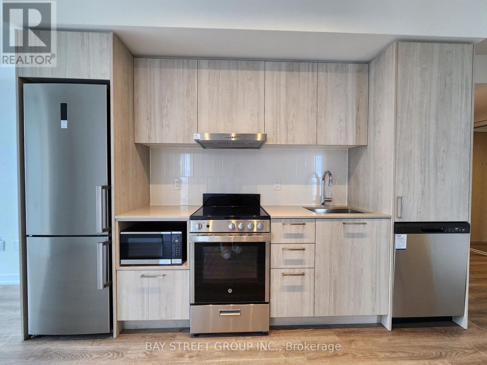 3903 - 195 Commerce Street, Vaughan, Ontario  L4K 0P9 - Photo 6 - N13079594