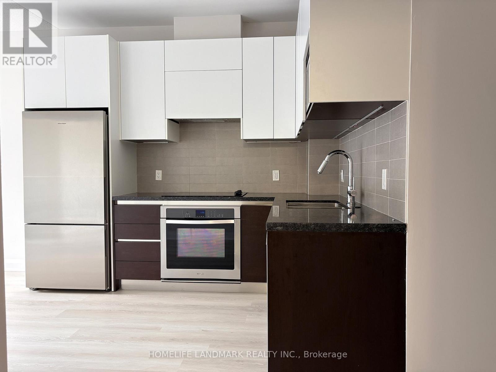 306 - 25 Water Walk Drive, Markham, Ontario  L6G 0G3 - Photo 10 - N13079628