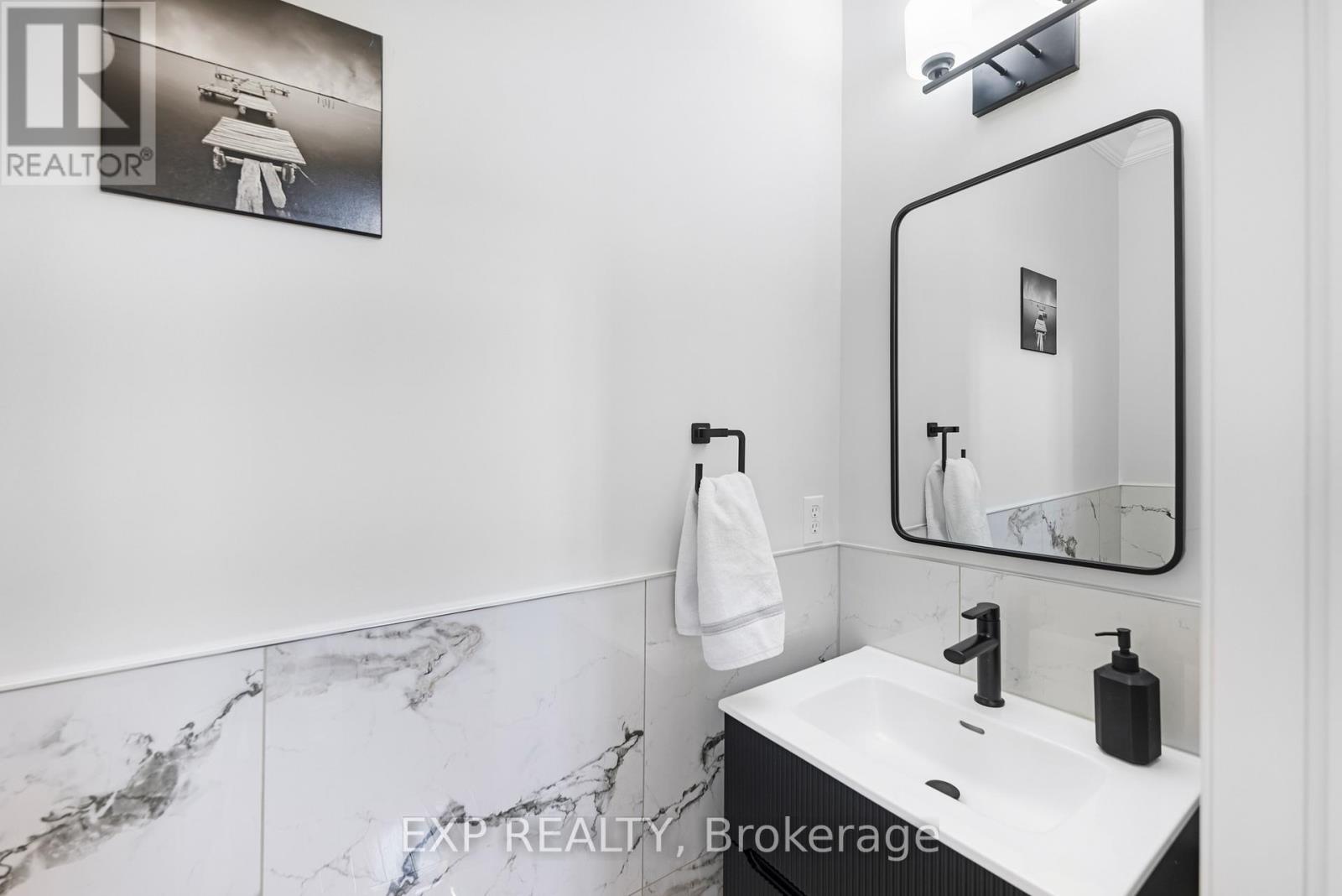 7 Litchi Court, Richmond Hill, Ontario  L4E 4V1 - Photo 20 - N13079696