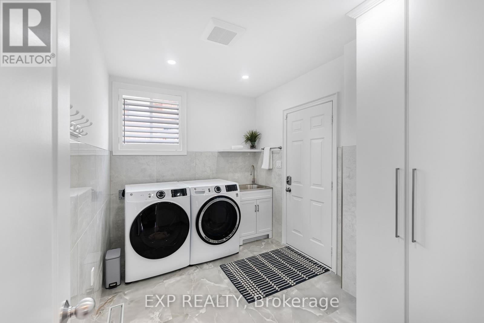 7 Litchi Court, Richmond Hill, Ontario  L4E 4V1 - Photo 21 - N13079696