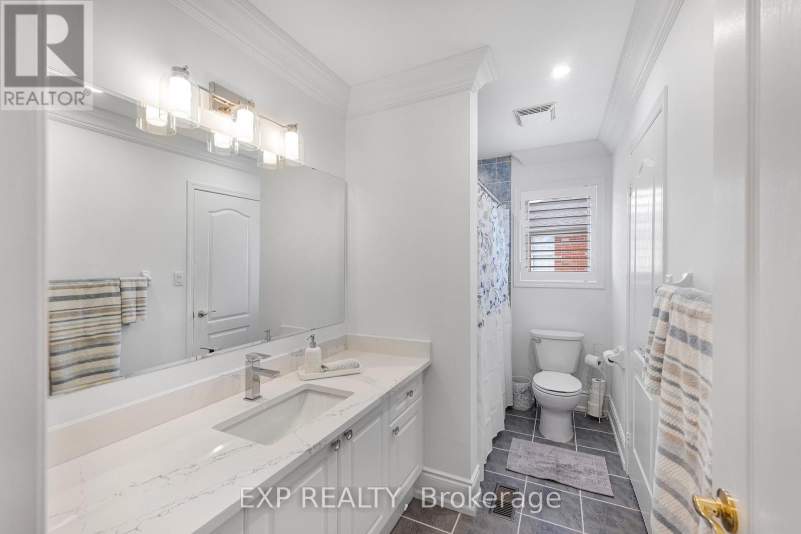 7 Litchi Court, Richmond Hill, Ontario  L4E 4V1 - Photo 33 - N13079696