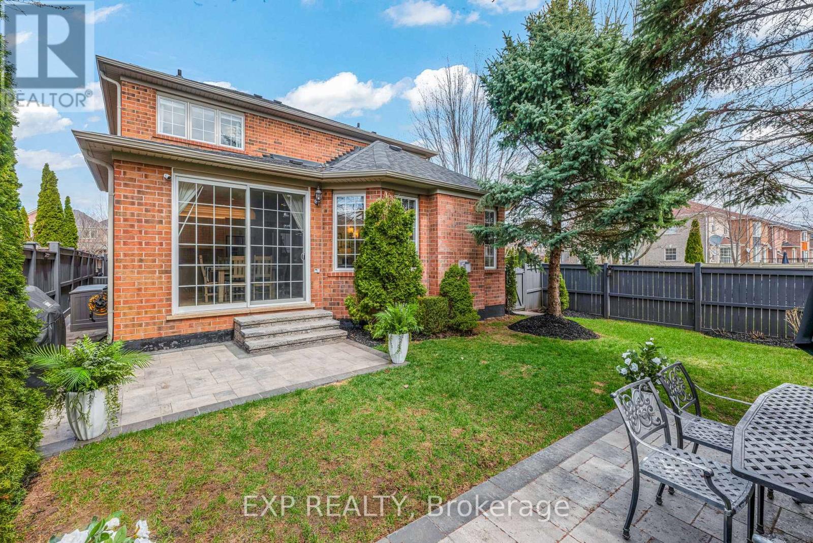 7 Litchi Court, Richmond Hill, Ontario  L4E 4V1 - Photo 47 - N13079696