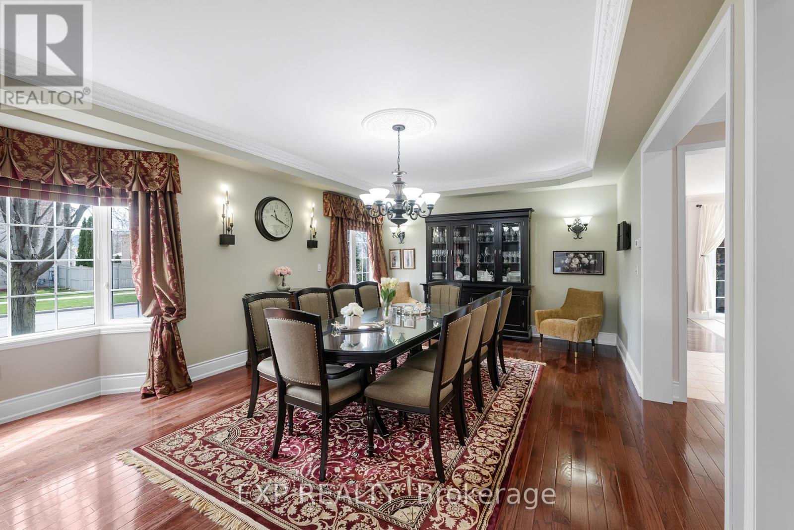 7 Litchi Court, Richmond Hill, Ontario  L4E 4V1 - Photo 7 - N13079696