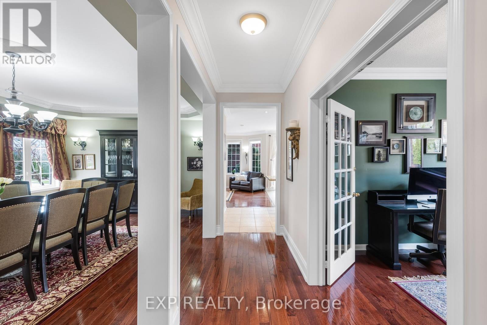 7 Litchi Court, Richmond Hill, Ontario  L4E 4V1 - Photo 8 - N13079696