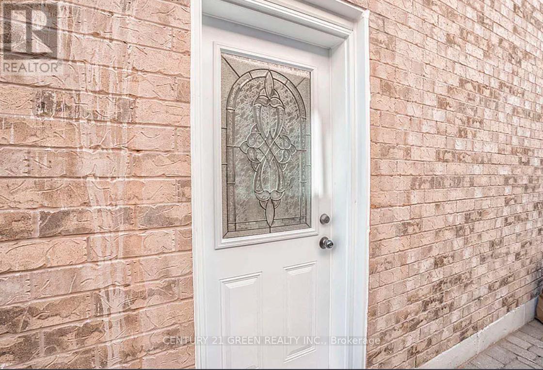 Lower - 9 Andriana Crescent, Markham, Ontario  L6B 0C8 - Photo 2 - N13079734