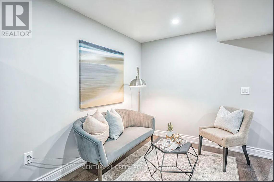 Lower - 9 Andriana Crescent, Markham, Ontario  L6B 0C8 - Photo 5 - N13079734