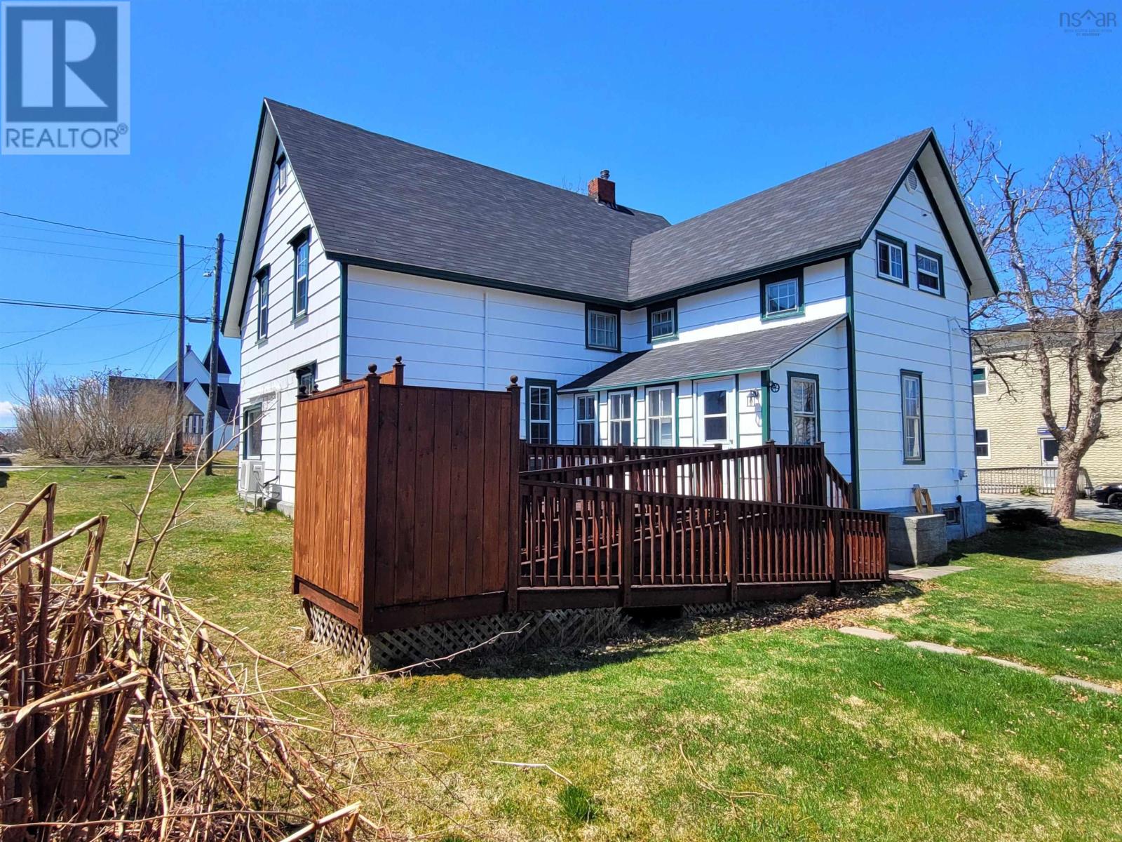 20 North Street, Lockeport, Nova Scotia  B0T 1L0 - Photo 1 - 202529040