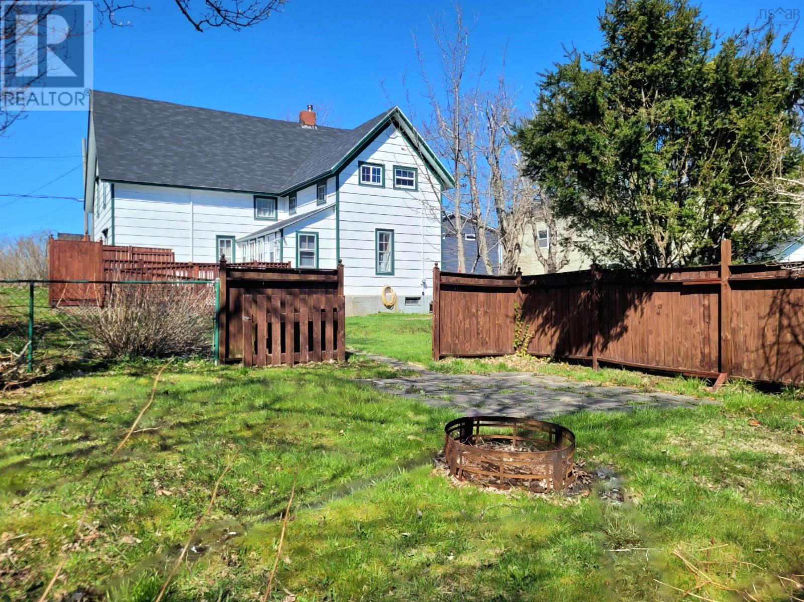 20 North Street, Lockeport, Nova Scotia  B0T 1L0 - Photo 3 - 202529040