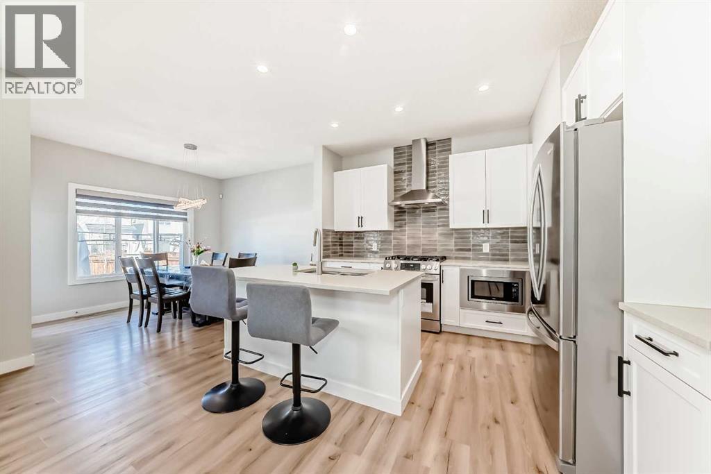 95 Cornerbrook Common NE, Calgary, Alberta  T3N 1L9 - Photo 4 - A2304606