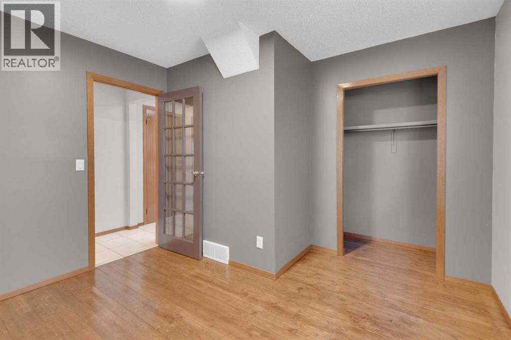260 Hawkwood Boulevard Nw, Calgary, Alberta  T3G 3E8 - Photo 13 - A2306793