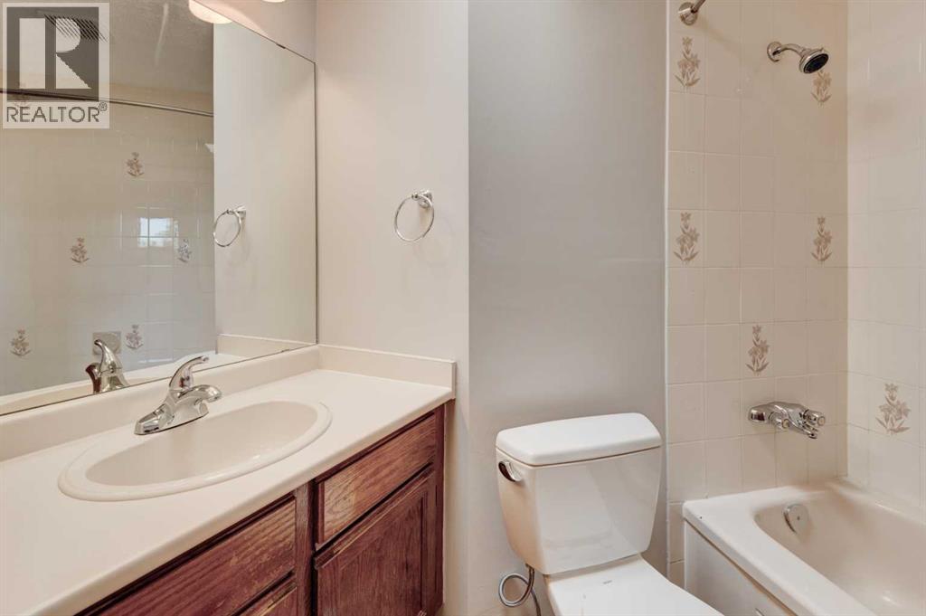 260 Hawkwood Boulevard Nw, Calgary, Alberta  T3G 3E8 - Photo 26 - A2306793
