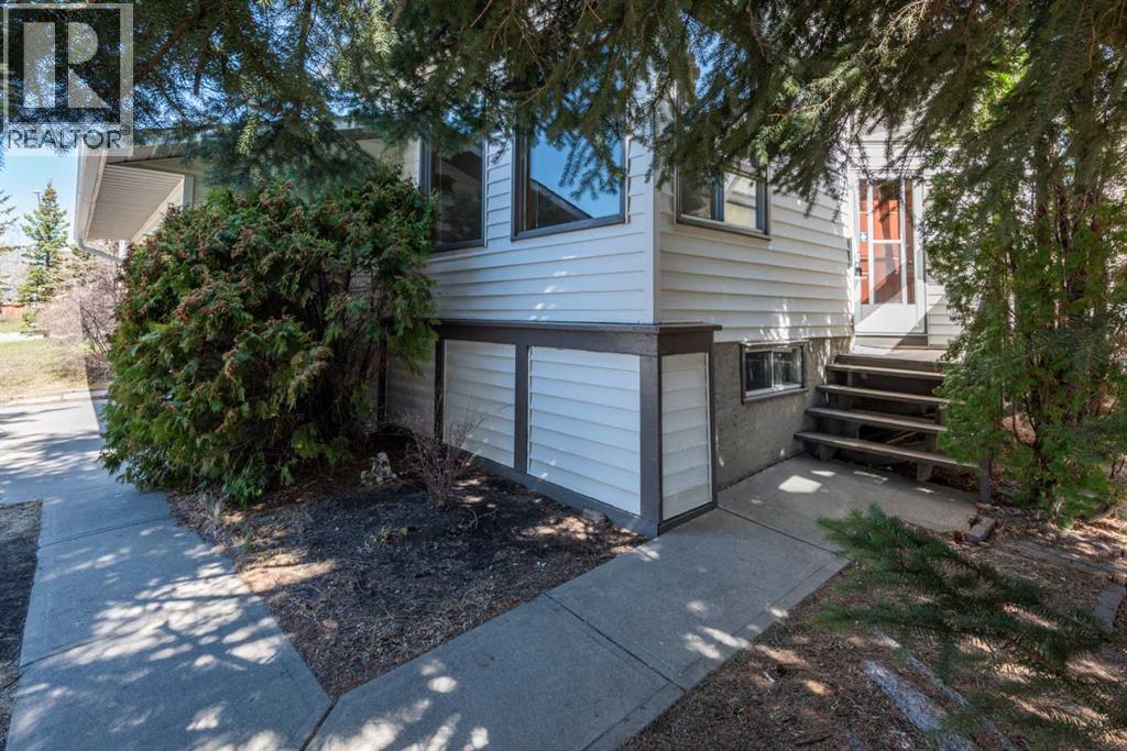 260 Hawkwood Boulevard Nw, Calgary, Alberta  T3G 3E8 - Photo 35 - A2306793