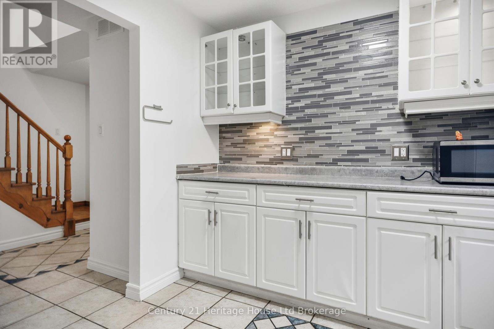 728 Norwood Avenue, London East, Ontario  N5Y 4M7 - Photo 5 - X13020636