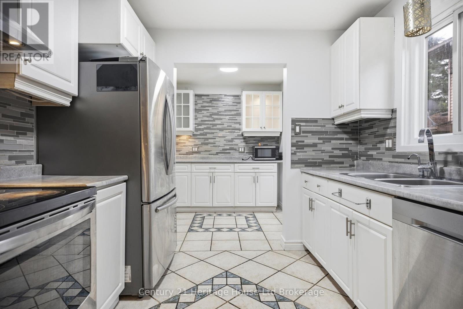 728 Norwood Avenue, London East, Ontario  N5Y 4M7 - Photo 8 - X13020636