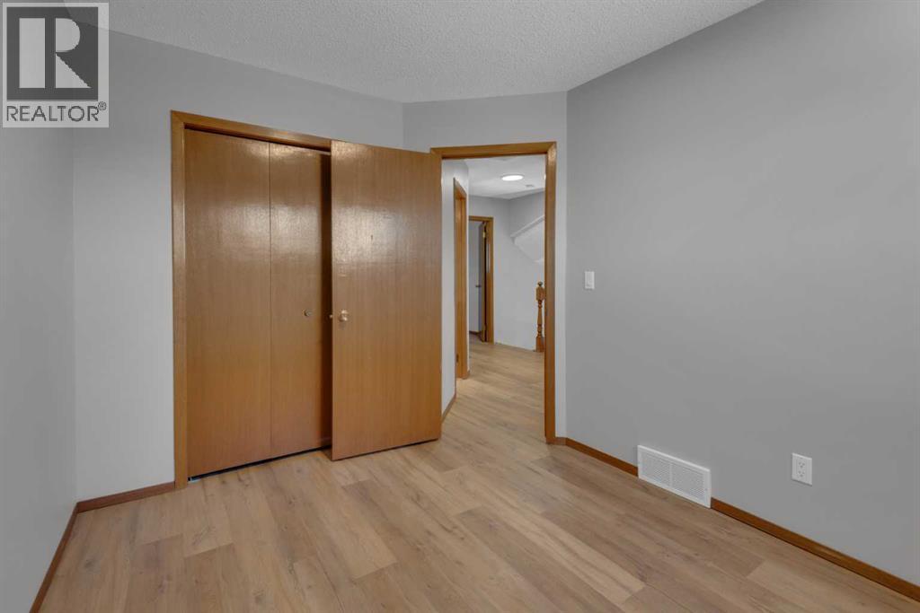 260 Hawkwood Boulevard Nw, Calgary, Alberta  T3G 3E8 - Photo 22 - A2306793