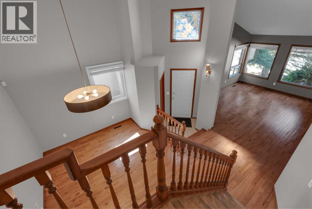 260 Hawkwood Boulevard Nw, Calgary, Alberta  T3G 3E8 - Photo 18 - A2306793