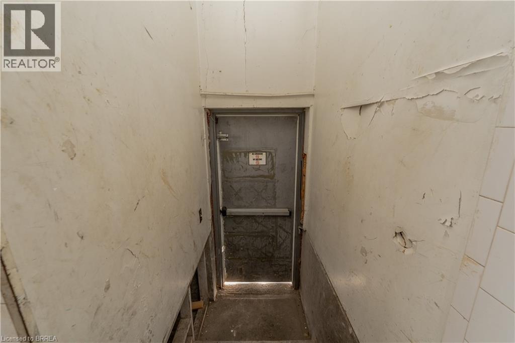 603 Colborne Street Unit# 9, Brantford, Ontario  N3S 7S8 - Photo 22 - 40824655