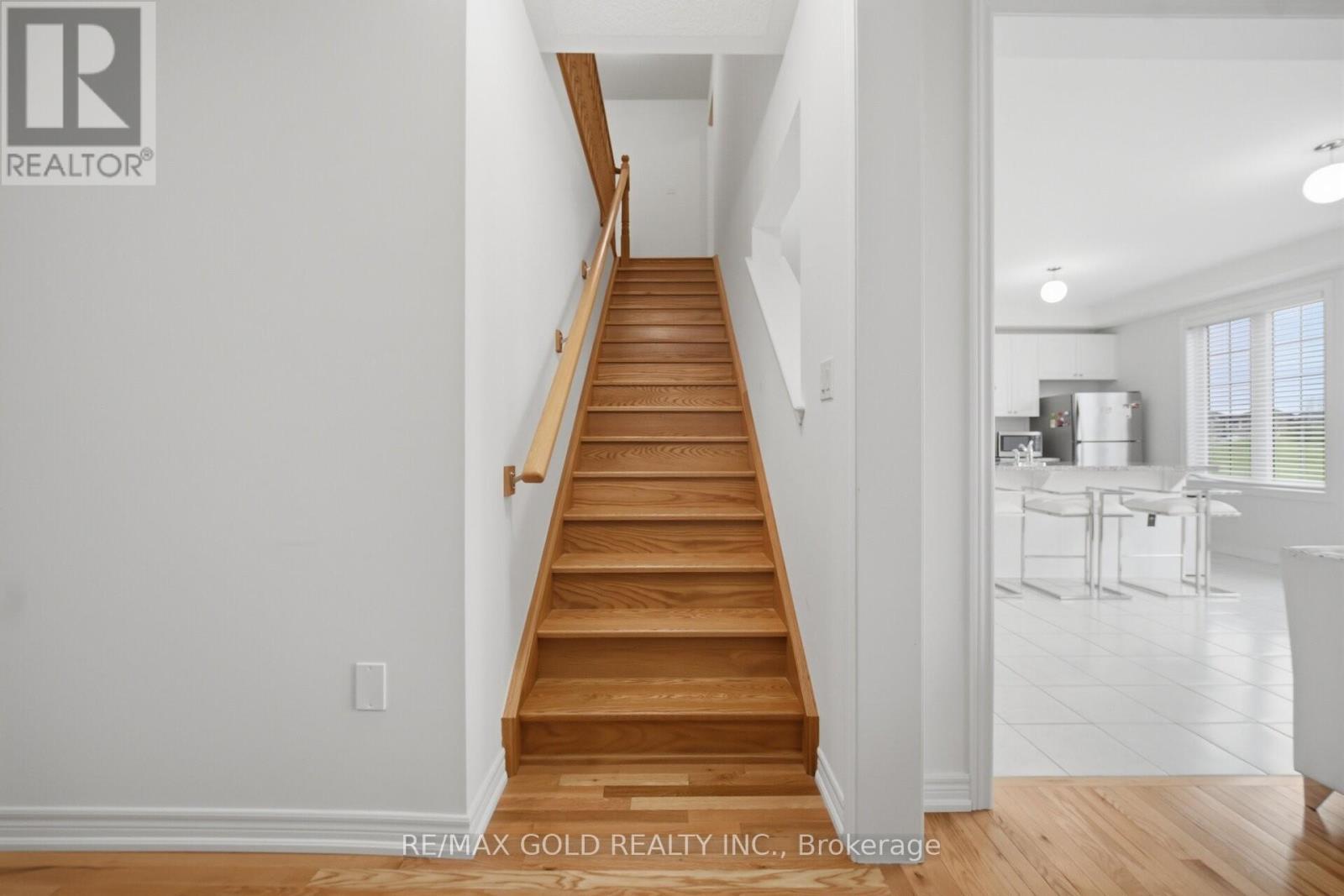 26 Geranium Crescent, Brampton, Ontario  L6Y 1N8 - Photo 9 - W13079596