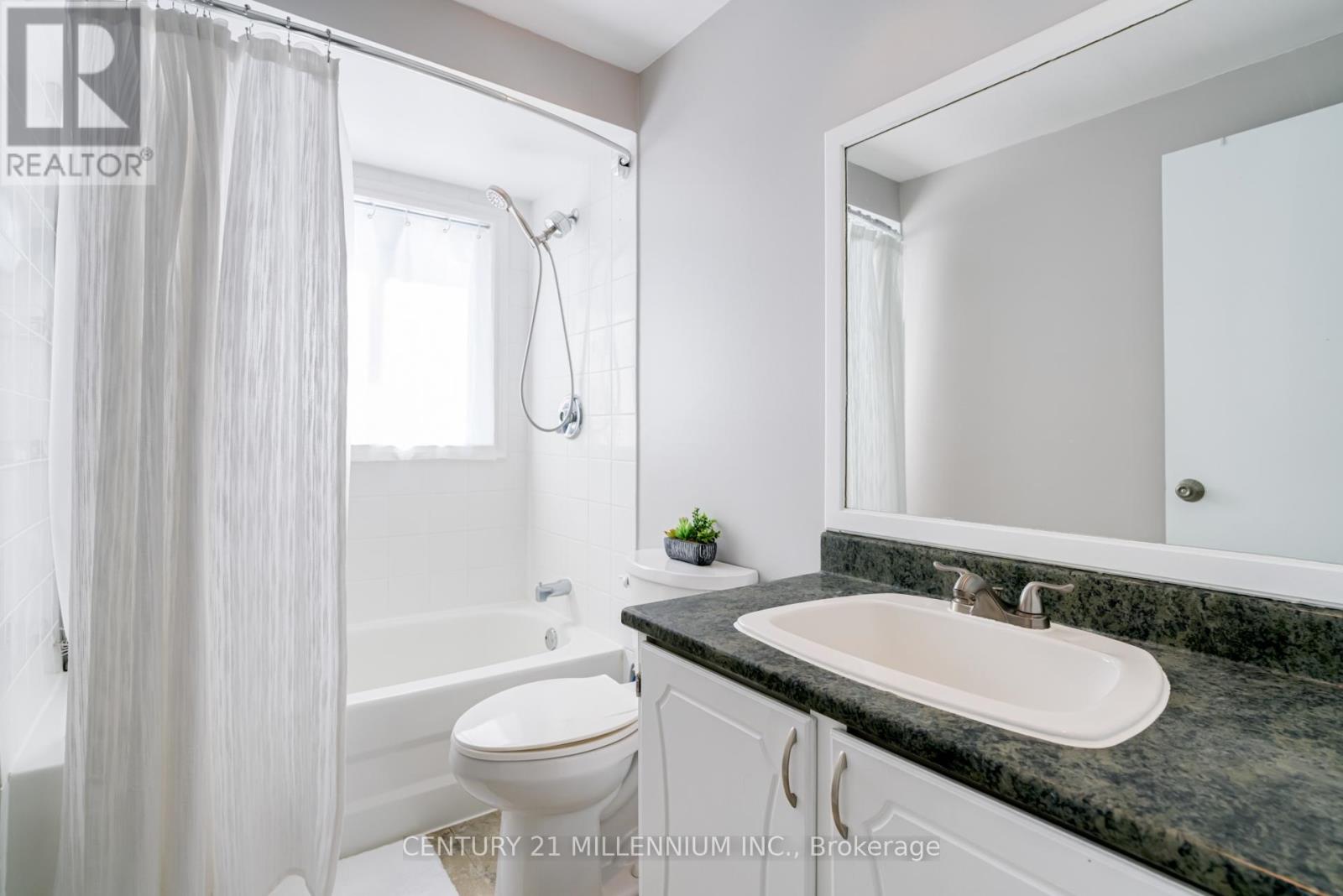 72 Karen Court, Orangeville, Ontario  L9W 3S3 - Photo 37 - W13079634