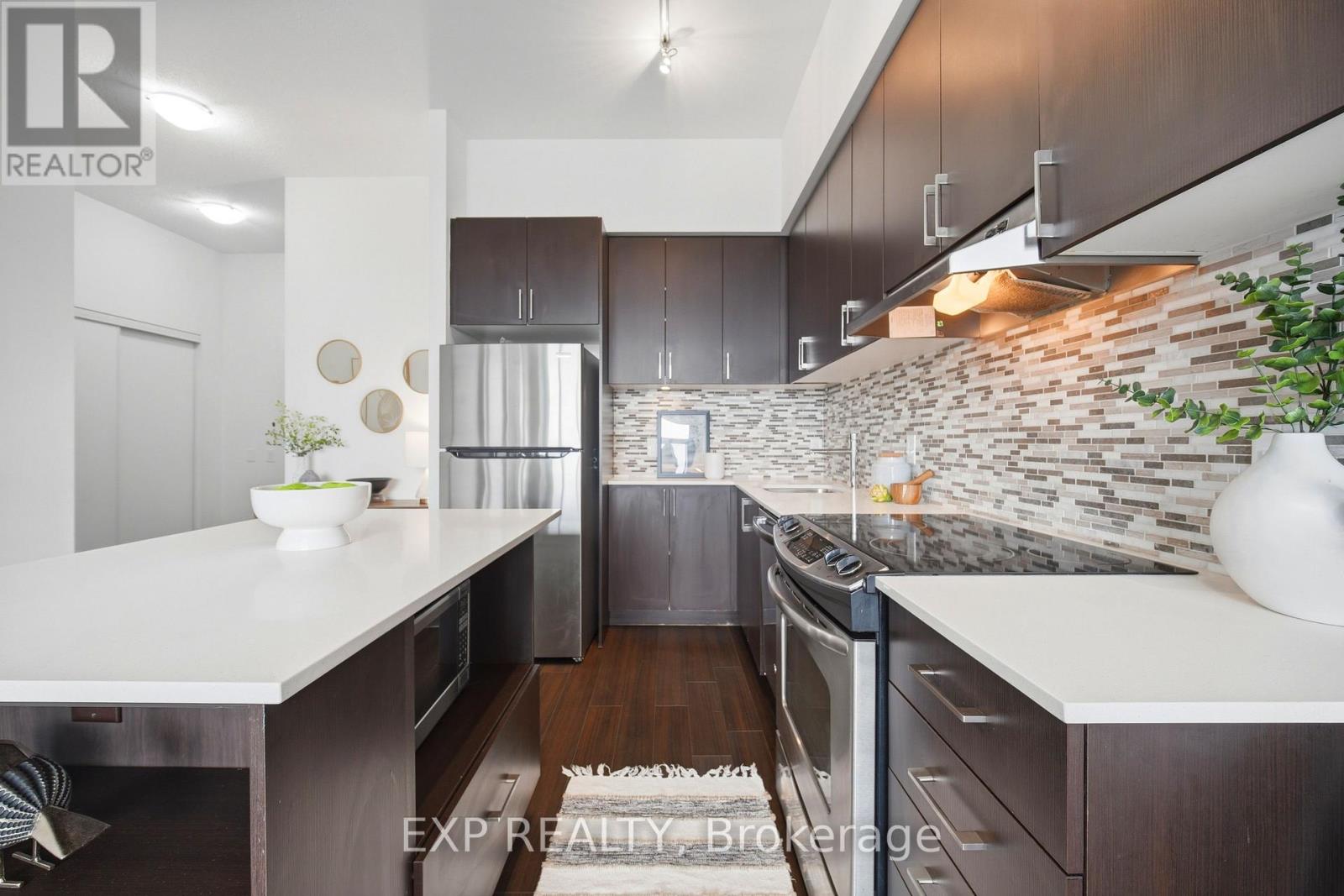 2508 - 2560 Eglinton Avenue W, Mississauga, Ontario  L5M 0Y3 - Photo 14 - W13079654