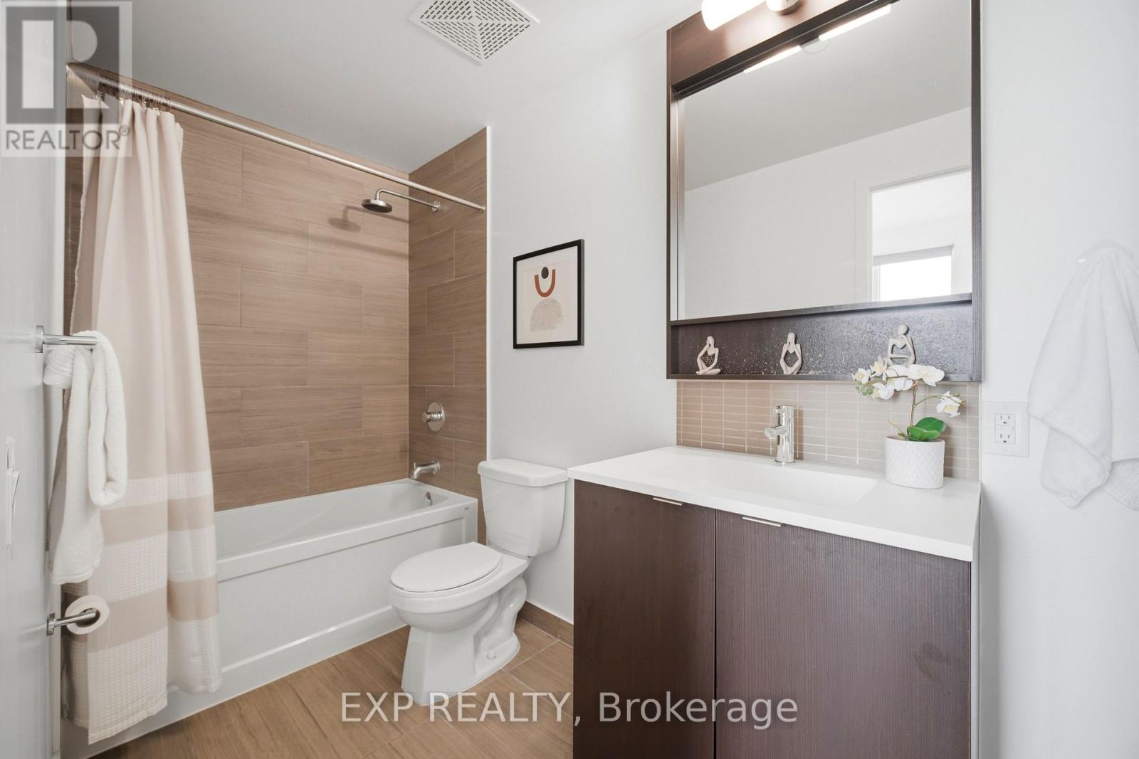 2508 - 2560 Eglinton Avenue W, Mississauga, Ontario  L5M 0Y3 - Photo 24 - W13079654