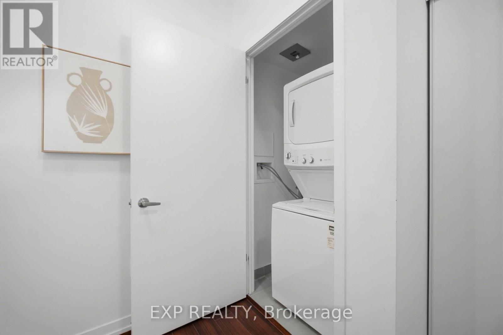 2508 - 2560 Eglinton Avenue W, Mississauga, Ontario  L5M 0Y3 - Photo 25 - W13079654