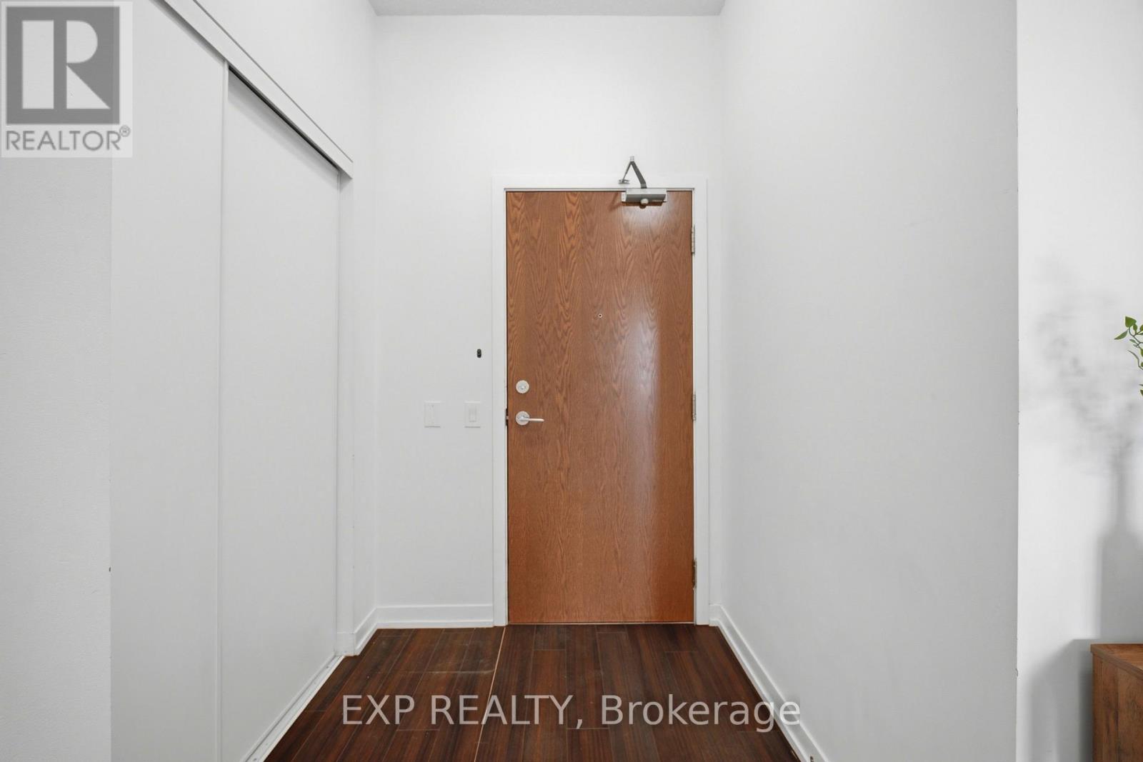 2508 - 2560 Eglinton Avenue W, Mississauga, Ontario  L5M 0Y3 - Photo 5 - W13079654